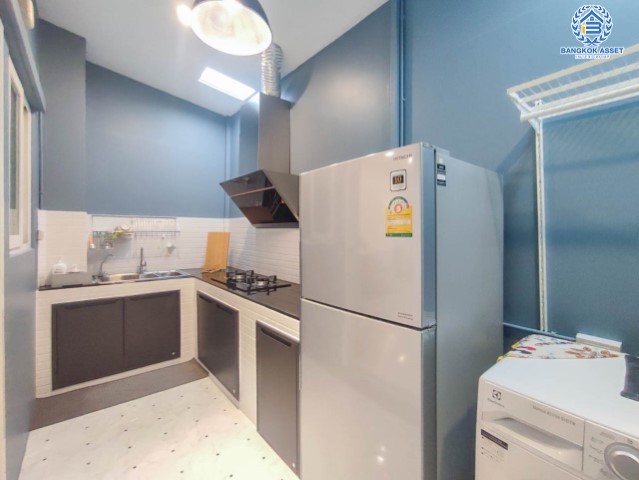 *****ทาวน์เฮ้าส์มือสองย่านนนทบุรี ม.ชวนชื่นทาวน์ กาญจนาภิเษก-บางใหญ่ บนเนื้อที่ 21.4 ตร.ว. ฟังก์ชันจัดเต็ม 4 ห้องนอน 3 ห้องน้ำ 2 ที่จอดรถ บ้านใหม่ ตกแต่งพร้อมอยู่ แถมฟรี! 2 เครื่องปรับอากาศ ใกล้รถไฟฟ้าสายสีม่วง "สถานีคลองบางไผ่" และทางด่วน "ศรีรัช"